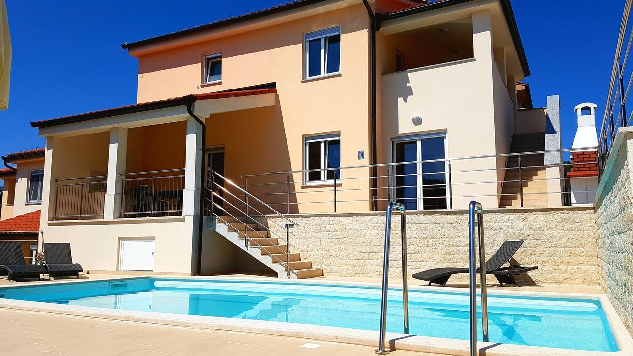 Villas Simag Banjole Exterior photo